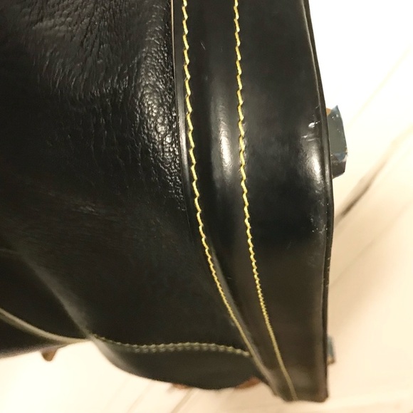 Louis Vuitton Suhali Noir Lockit PM Bag - Picture 8 of 14